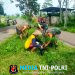 Jaga Kelestarian Lingkungan, Babinsa Ngadirejo Bersama Warga Gotong Royong Tanam Pohon Saman Dan Trembesi