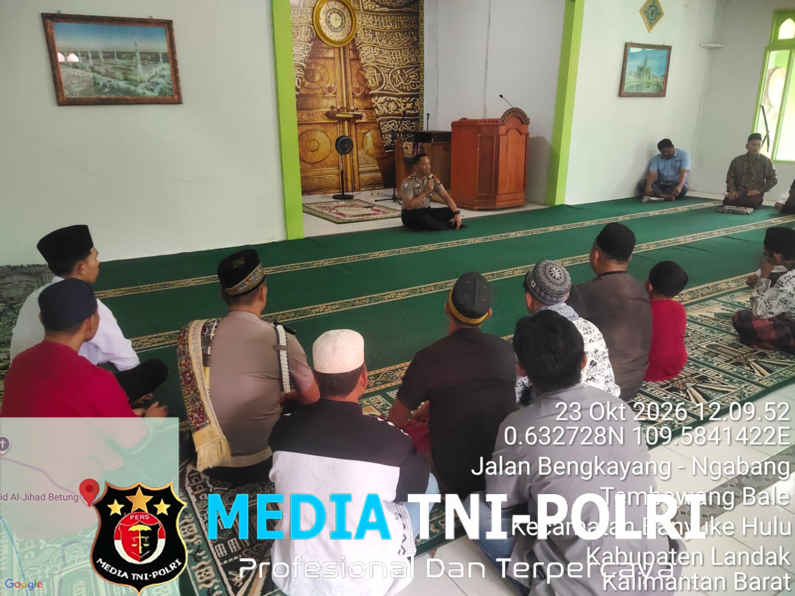 Kapolsek Menyuke Sampaikan Pesan Kamtibmas Kepada Jemaah di Masjid Al-Jihat