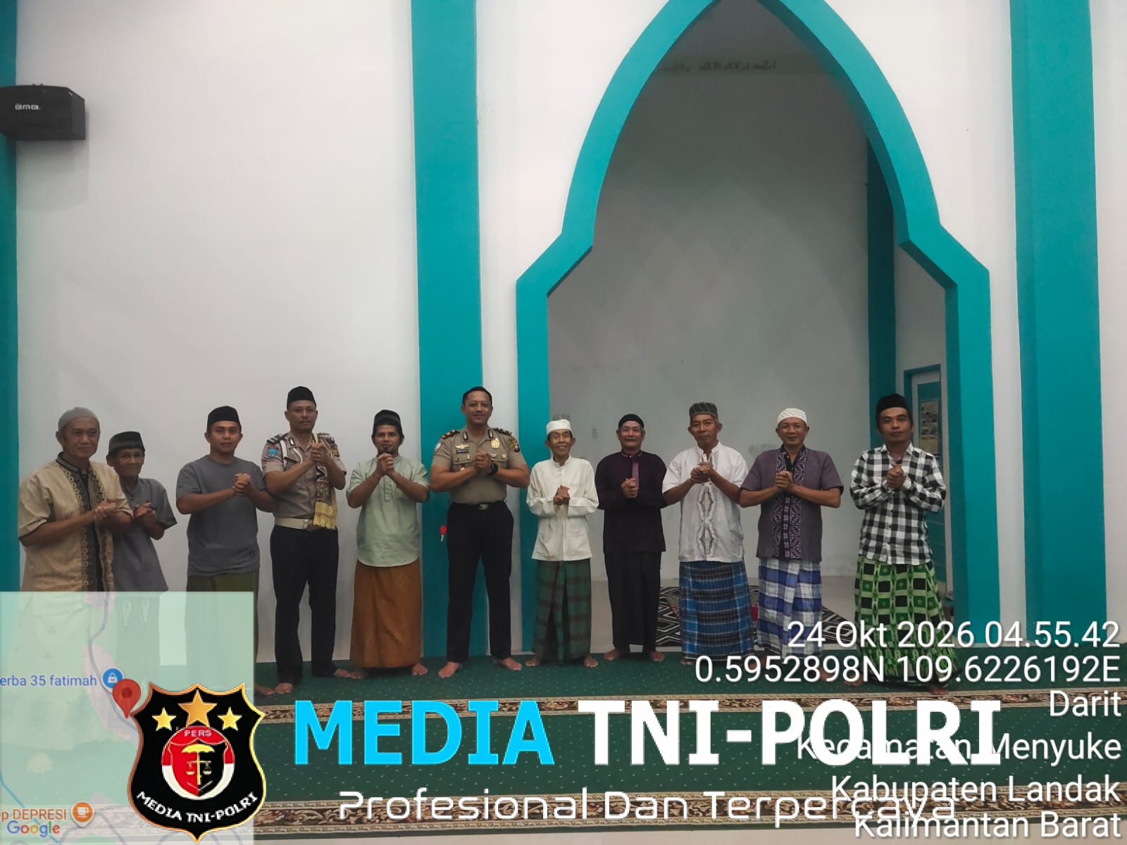 Kapolsek Menyuke Berikan Pesan Kamtibmas Saat Shubuh Keliling