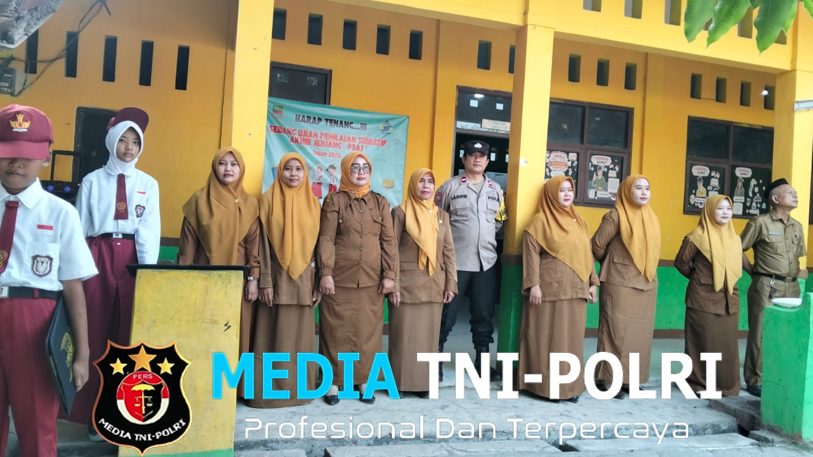 Cegah Bullying Sejak Dini, Bhabinkamtibmas Polsek Cabangbungin Edukasi Pelajar Melalui Police Goes to School