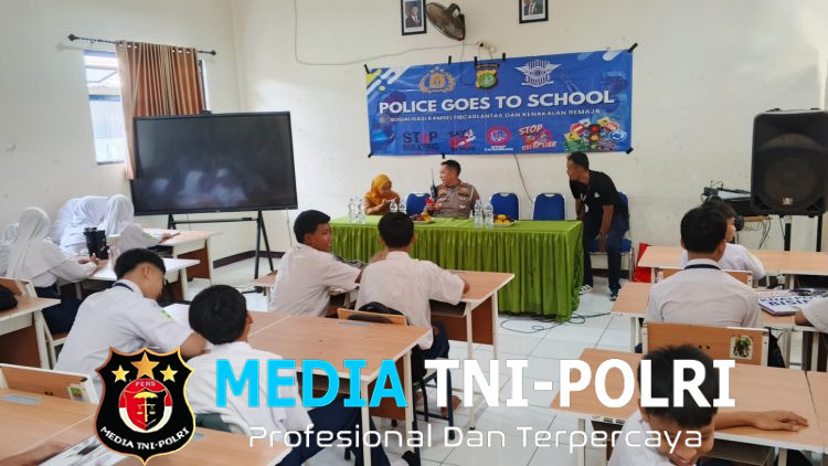 Police Goes to School, Sat Lantas Polres Metro Bekasi Edukasi Pelajar SMPN 4 Setu tentang Tertib Lalu Lintas dan Pencegahan Kenakalan Remaja