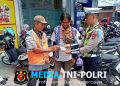 Operasi Patuh Krakatau 2026, Satlantas Polres Tanggamus Bagikan Brosur dan Pasang Banner di Jalinbar