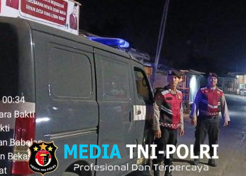 Antisipasi C3 di Titik Rawan, Personel Polsek Babelan Gelar Patroli Biru Malam Hari di Pertigaan Jembatan CBL Muara Bakti