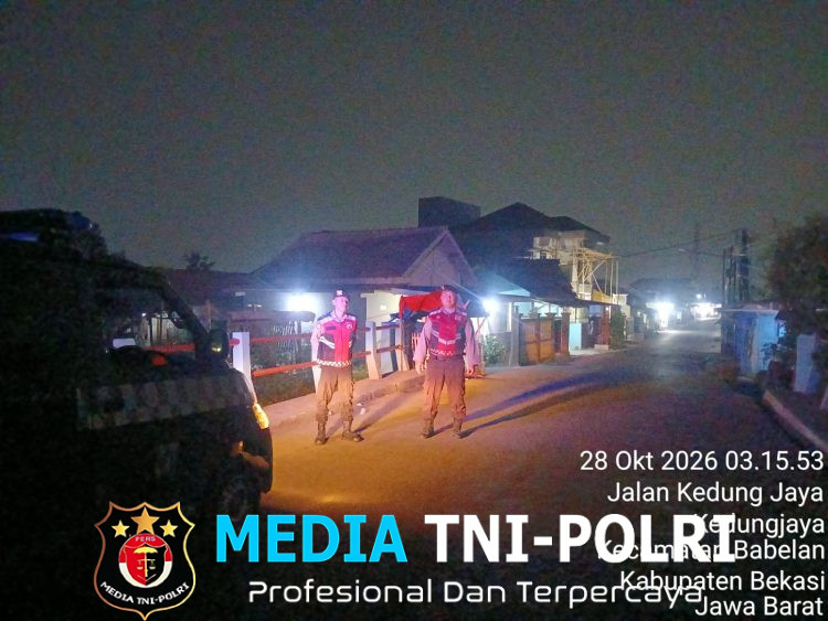 Antisipasi C3 Menjelang Subuh, Personel Polsek Babelan Gelar Patroli Biru di Jalan Kedungjaya