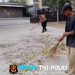 Dukung Lingkungan Bersih dan Sehat, Bhabinkamtibmas Polsek Tambelang Gelar Program Green Policing di Desa Sukawijaya