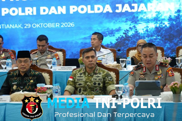 Pangdam XII/Tpr Hadiri Press Release Penegakan Hukum Karhutla Oleh Bareskrim Polri