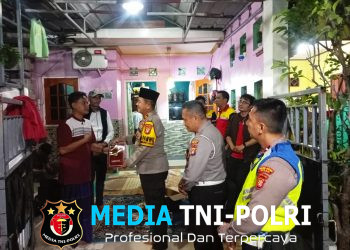 Bentuk Rasa Empati, Kapolsek Babelan bertakziah ke Rumah Duka Korban Kecelakaan Lalu Lintas