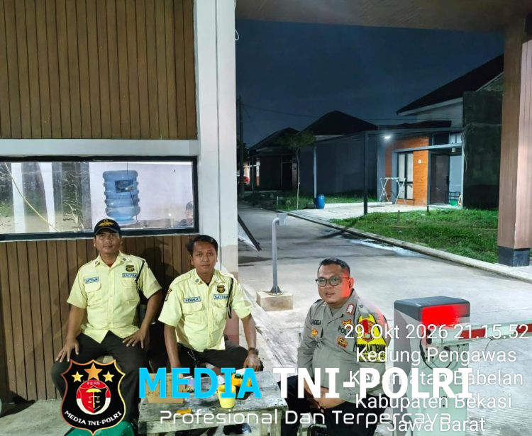 Perkuat Keamanan Swakarsa dan Ajak Warga Bersatu Pasca-Pilkades, Bhabinkamtibmas Polsek Babelan Gelar Binsiskamling di Perumahan Panjibuwono