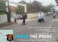 Pelayanan Pagi dan Pengamanan Sekolah, Polsek Muaragembong Gelar Strong Point dan Gatur Lalin di Depan SMPN 1 Muaragembong
