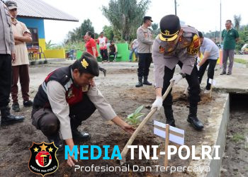 Kapolres Dairi Bersama Masyarakat Tanam Pohon, Wujudkan Lingkungan Hijau melalui Program Green Policing
