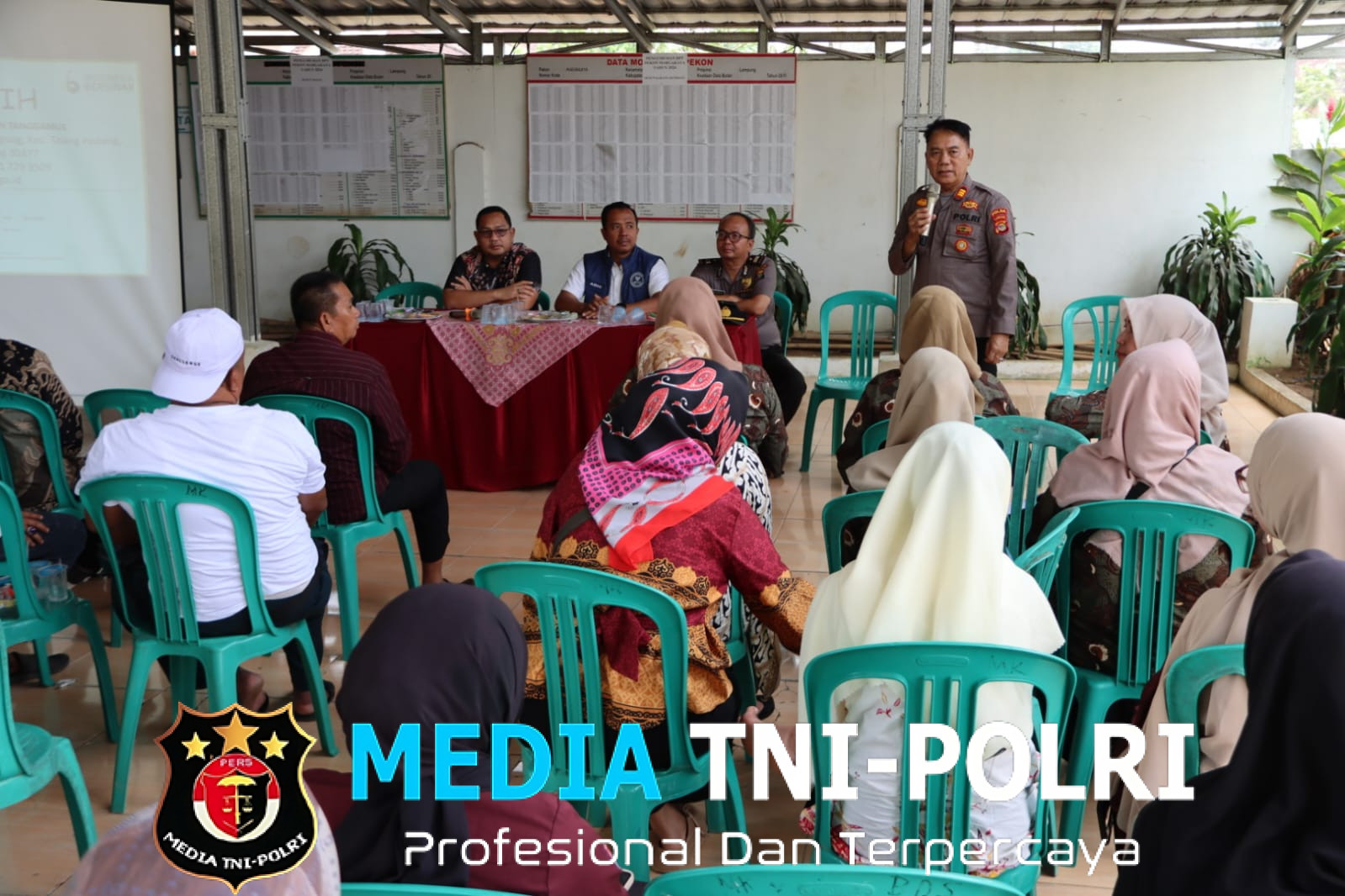 Polres Pringsewu Ajak Warga Margakaya Waspadai Narkoba, Judi Daring dan Penipuan Digital